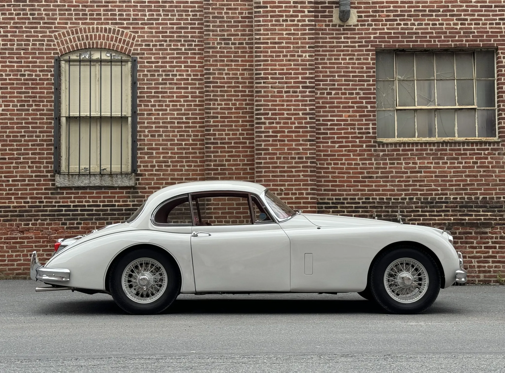 Jaguar XK150 3.4 FHC
